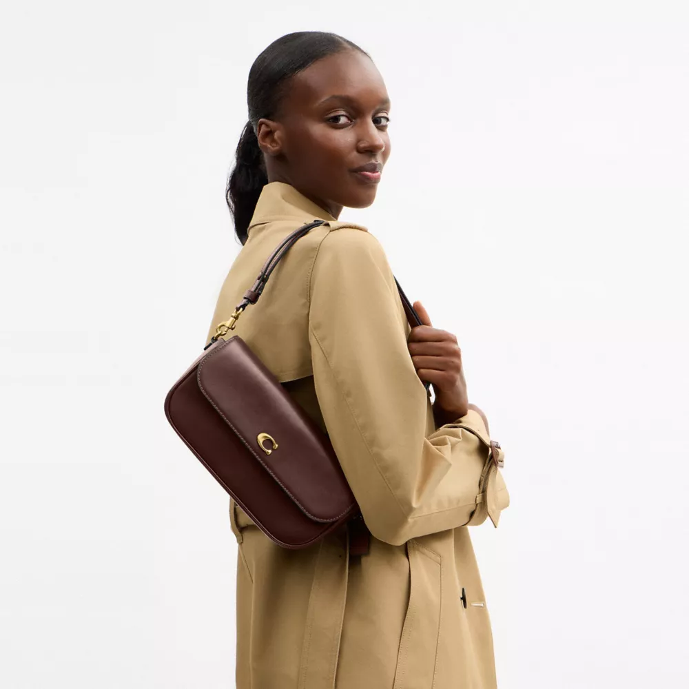 Brook Flap Chain Bag - Image 7