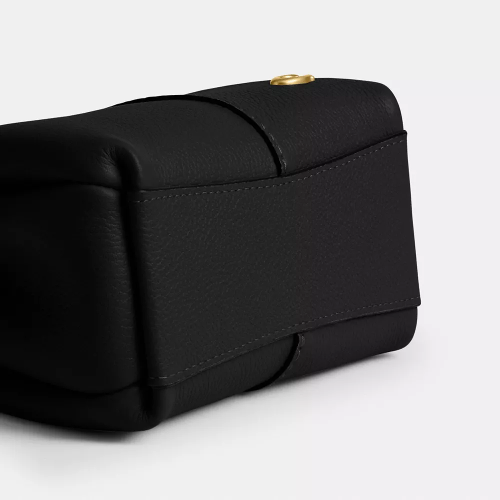 Lana Shoulder Bag 19 - Image 6